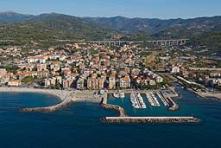 Panoramica aerea di San Bartolomeo al Mare (IM)